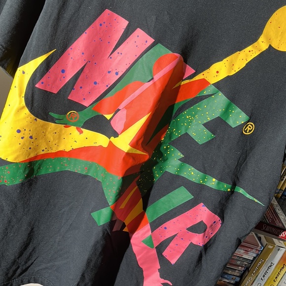 Large Air Jordan T-shirt - Picture 3 of 5